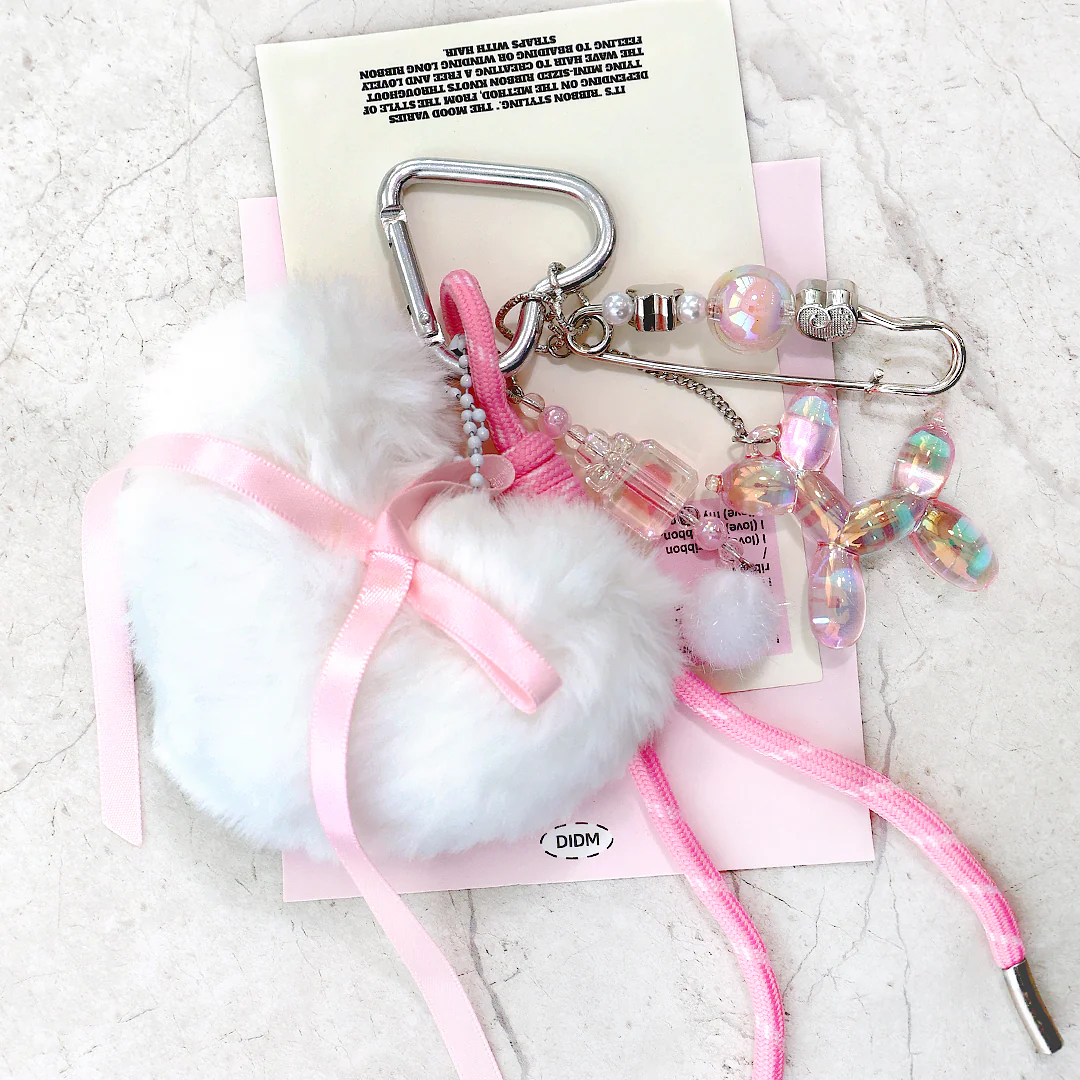 IT Girl Charms - Image 7